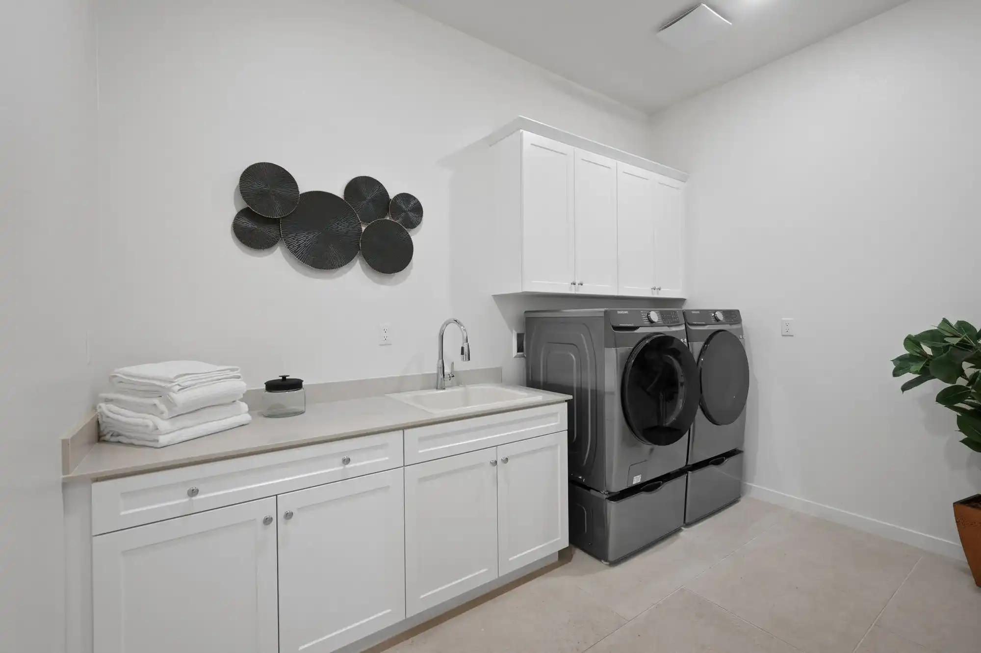 plan-three-the-tiffany_laundry-room